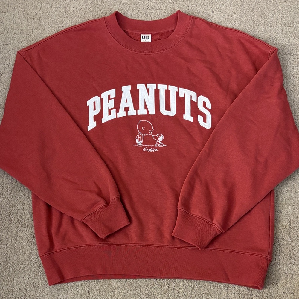 Uniqlo Red Peanuts Graphic Sweatshirt